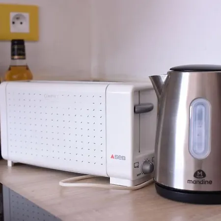 Avec Piscine, Vue Et Montagne