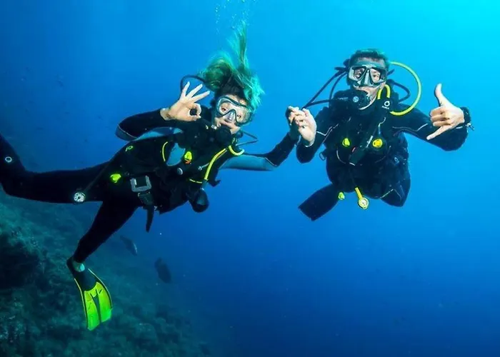 Apartment Avec Piscine, Vue Et Montagne *