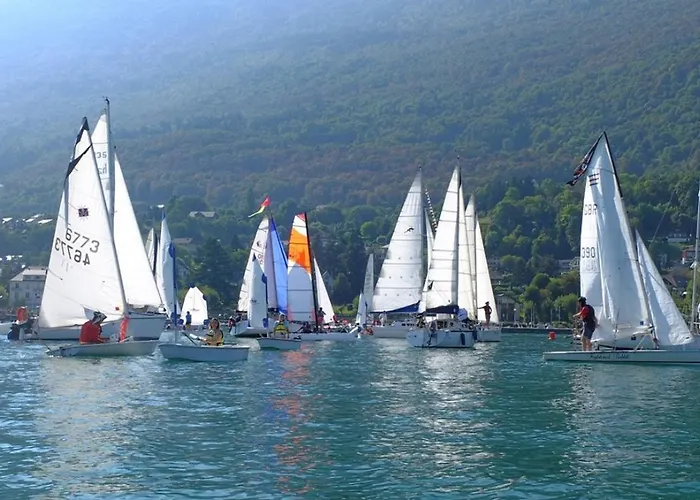 アパート Avec Piscine, Vue Et Montagne